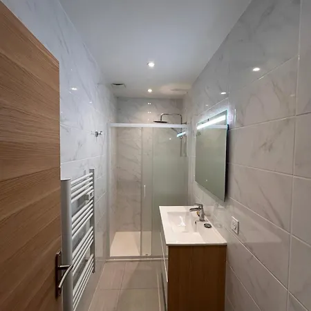 Carre Or Hypercentre 9 Couchages * Ρενς